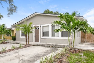 4917 Emerson Ave S St Petersburg, FL 33707